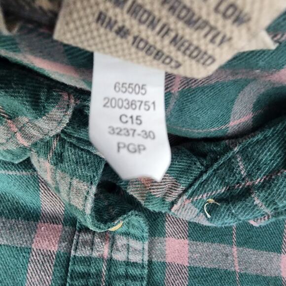 Duluth Trading Shirt Women’s Small Free Swinging Flannel Green Plaid Button Up - Picture 10 of 10